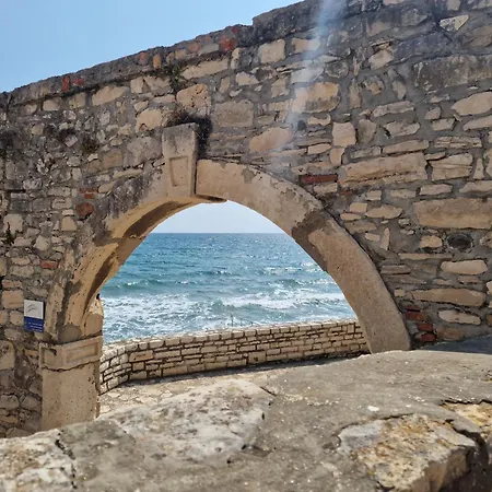 Veki * Novigrad Istria